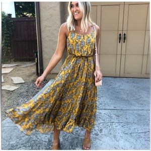 Chicwish Paisley Dress Small